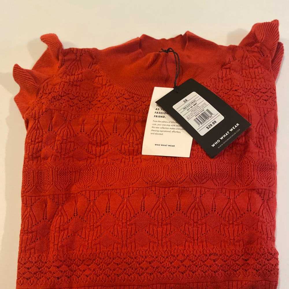 Beautiful, lightweight red sweater, cap sleeves